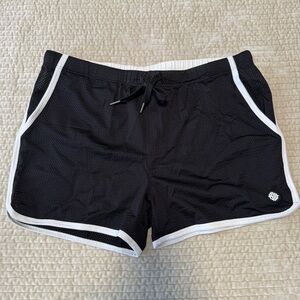 🆕🔥 Breedwell Black & White Mesh Shorts